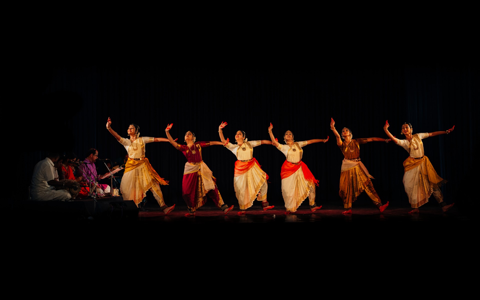 Leela Samson & Spanda \ Performance
