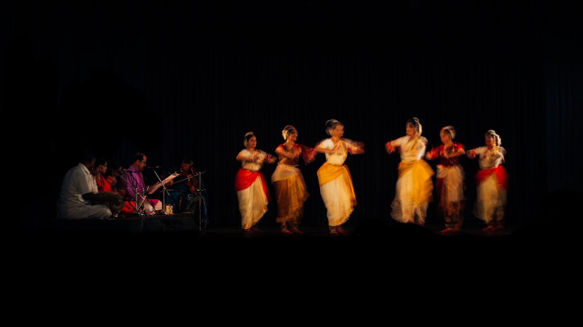 Leela Samson & Spanda \ Performance
